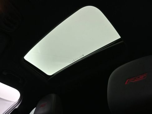 Used 2024 Chevrolet Trax RS w/ Sunroof Package image 21