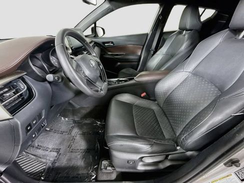 Certified 2019 Toyota C-HR Limited FWD image 23
