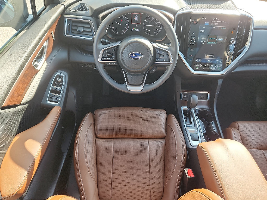 Used 2025 Subaru Ascent Touring AWD/4WD image 8