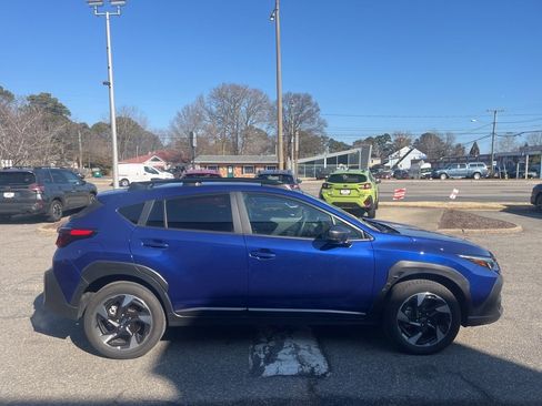 Certified 2025 Subaru Crosstrek 2.5i Limited w/ Crosstrek Mirror Package image 3