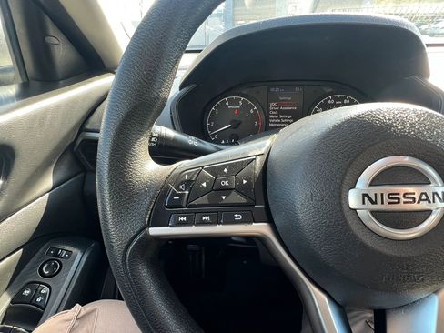 Used 2021 Nissan Altima 2.5 S w/ Driver Assist Package FWD image 14