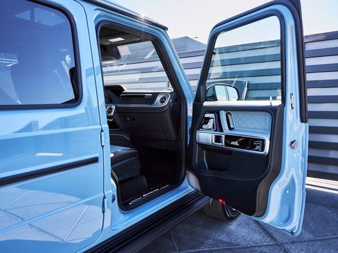 Used 2025 Mercedes-Benz G 63 AMG 4MATIC image 25