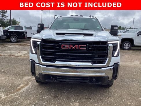 New 2025 GMC Sierra 3500 Pro w/ Convenience Package image 2
