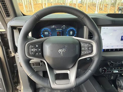 New 2026 Ford Bronco Outer Banks image 21