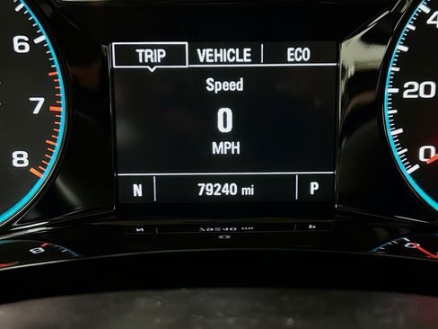 Used 2020 Chevrolet Traverse LT FWD image 8