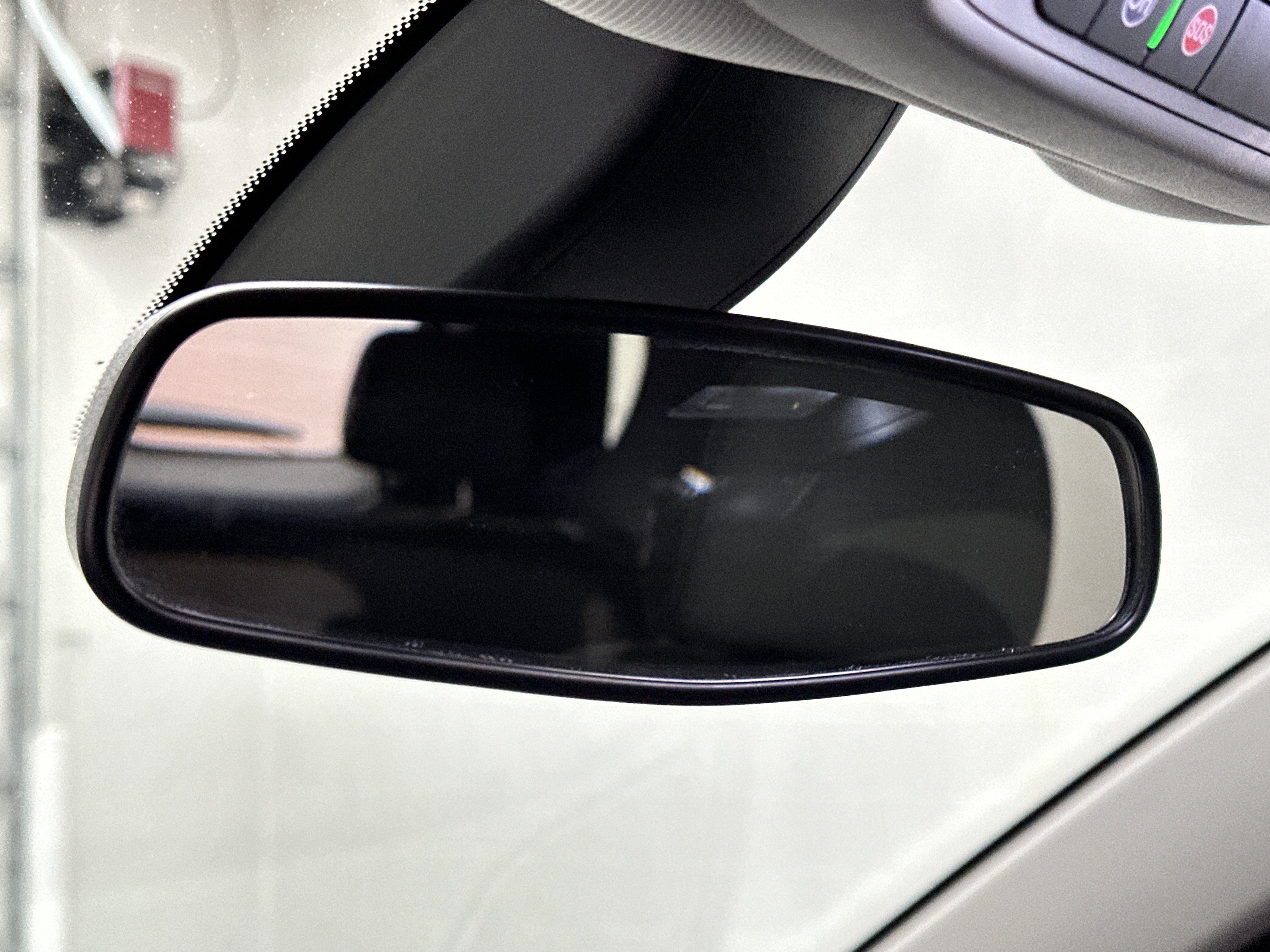 Used 2019 Chevrolet Equinox LT AWD/4WD image 32