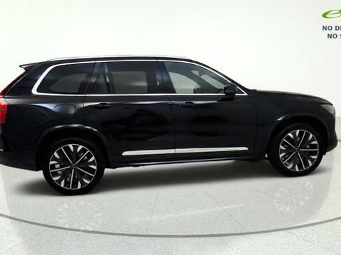 Used 2026 Volvo XC90 B5 Plus w/ Protection Package AWD/4WD image 8