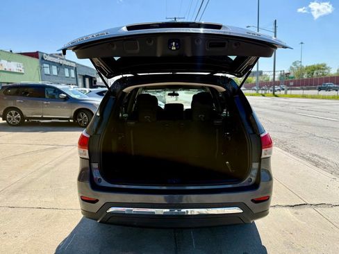 Used 2014 Nissan Pathfinder S AWD/4WD image 17