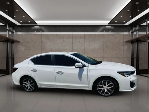 Used 2021 Acura ILX w/ Premium Package FWD image 2