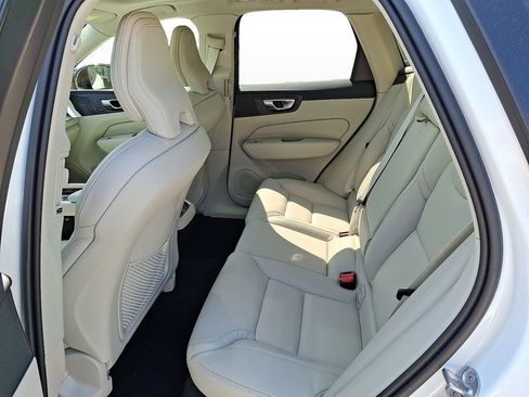 New 2026 Volvo XC60 B5 Ultra w/ Protection Package Premier image 12