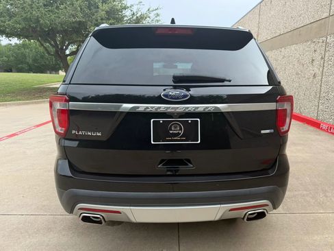 Used 2016 Ford Explorer Platinum AWD/4WD image 5