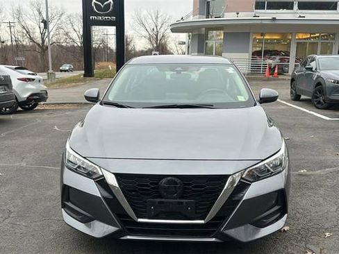 Used 2022 Nissan Sentra SV image 3