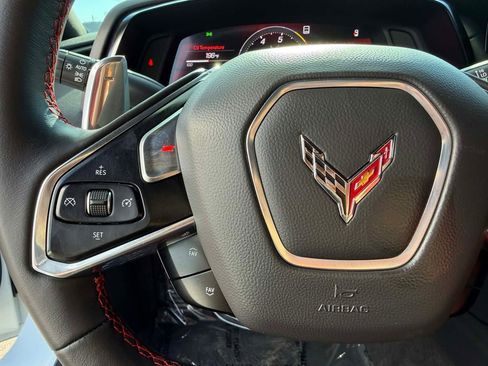 Used 2022 Chevrolet Corvette 1LT w/ Z51 Performance Package image 25