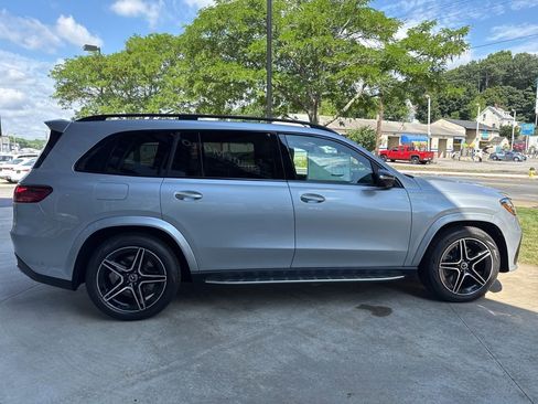 New 2025 Mercedes-Benz GLS 450 4MATIC image 9