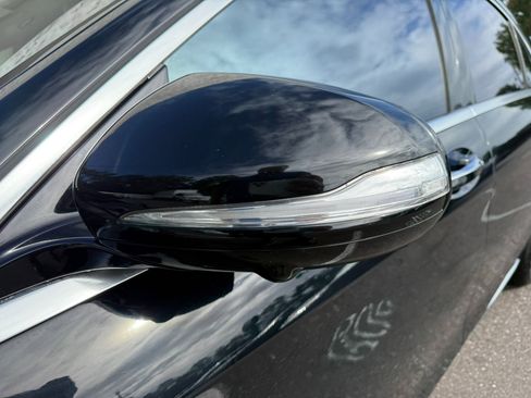 Used 2017 Mercedes-Benz S 550 Sedan image 12