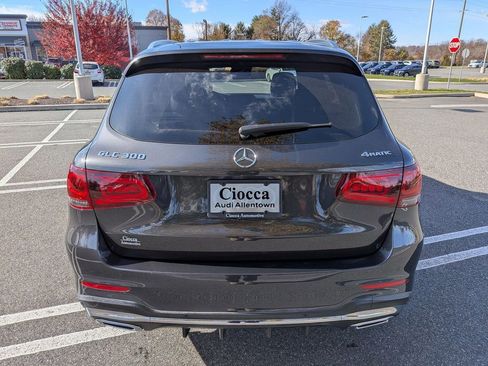 Used 2022 Mercedes-Benz GLC 300 4MATIC image 6