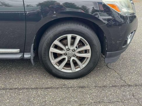 Used 2016 Nissan Pathfinder SL w/ SL Premium Package AWD/4WD image 9