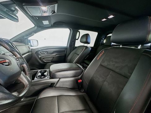 Used 2021 Nissan Titan PRO-4X w/ Pro-4x Utility Package AWD/4WD image 21