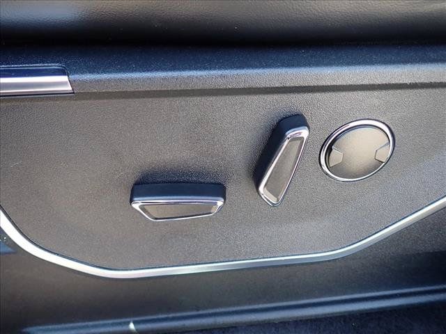 Used 2023 Ford F150 Raptor AWD/4WD image 16