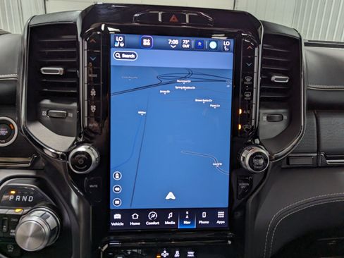 Used 2024 RAM 1500 Limited w/ Body Color Bumper Group image 24