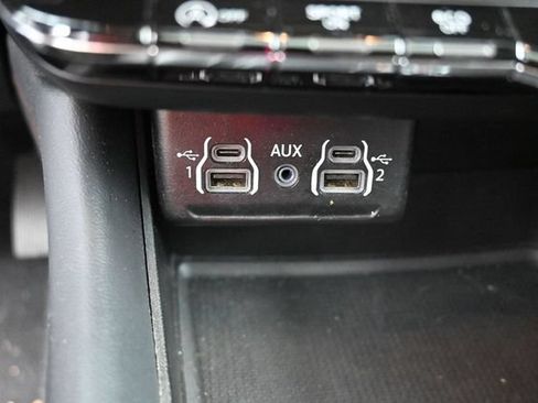Used 2024 Dodge Durango GT AWD/4WD image 25