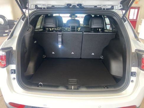 New 2026 Jeep Compass Limited image 12