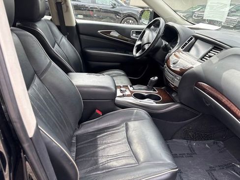 Used 2019 INFINITI QX60 Luxe w/ Sensory Package AWD/4WD image 19