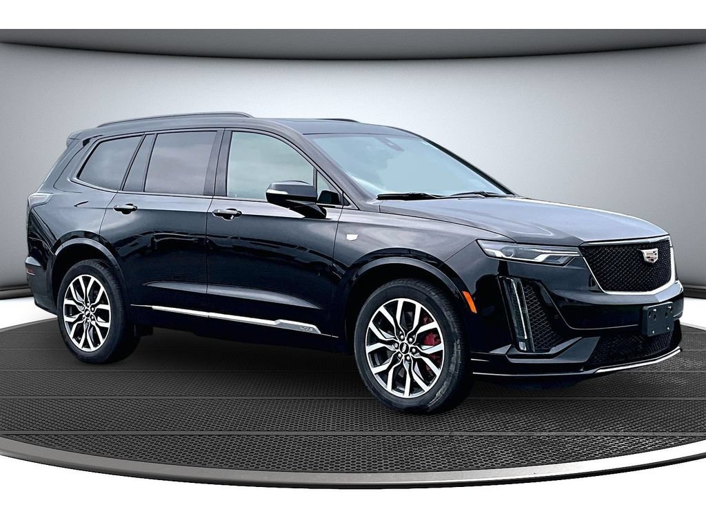 Used 2024 Cadillac XT6 Sport w/ LPO, Floor Liner Package AWD/4WD image 13