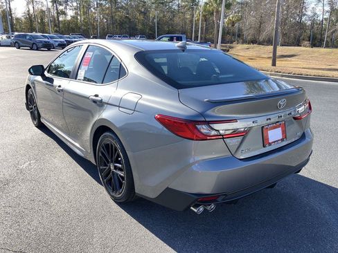 New 2026 Toyota Camry SE image 3