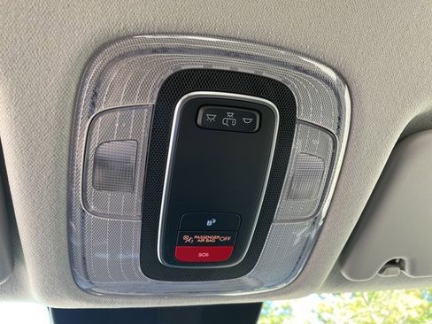 Used 2025 Hyundai Kona SE image 27