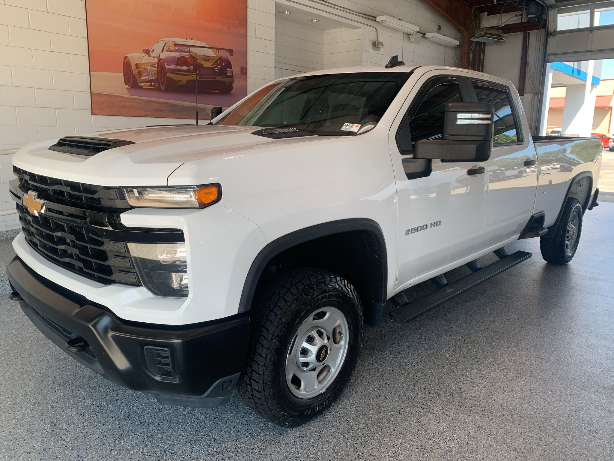 Used 2024 Chevrolet Silverado 2500 W/T w/ WT Convenience Package AWD/4WD image 4