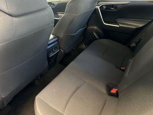 Used 2023 Toyota RAV4 LE AWD/4WD image 16
