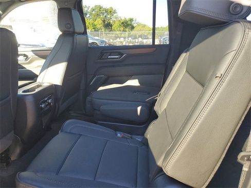 New 2026 GMC Yukon XL Denali image 11