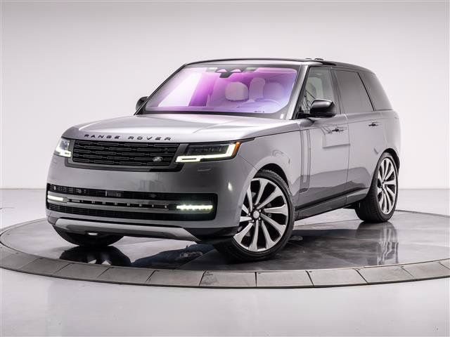 Used 2023 Land Rover Range Rover SE AWD/4WD image 1