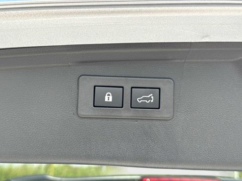 Certified 2025 Subaru Outback Limited AWD/4WD image 13