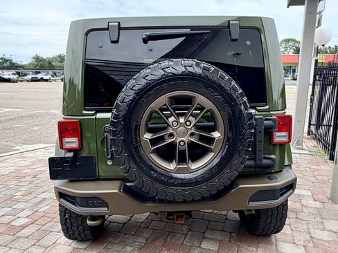 Used 2016 Jeep Wrangler Unlimited Sahara AWD/4WD image 8