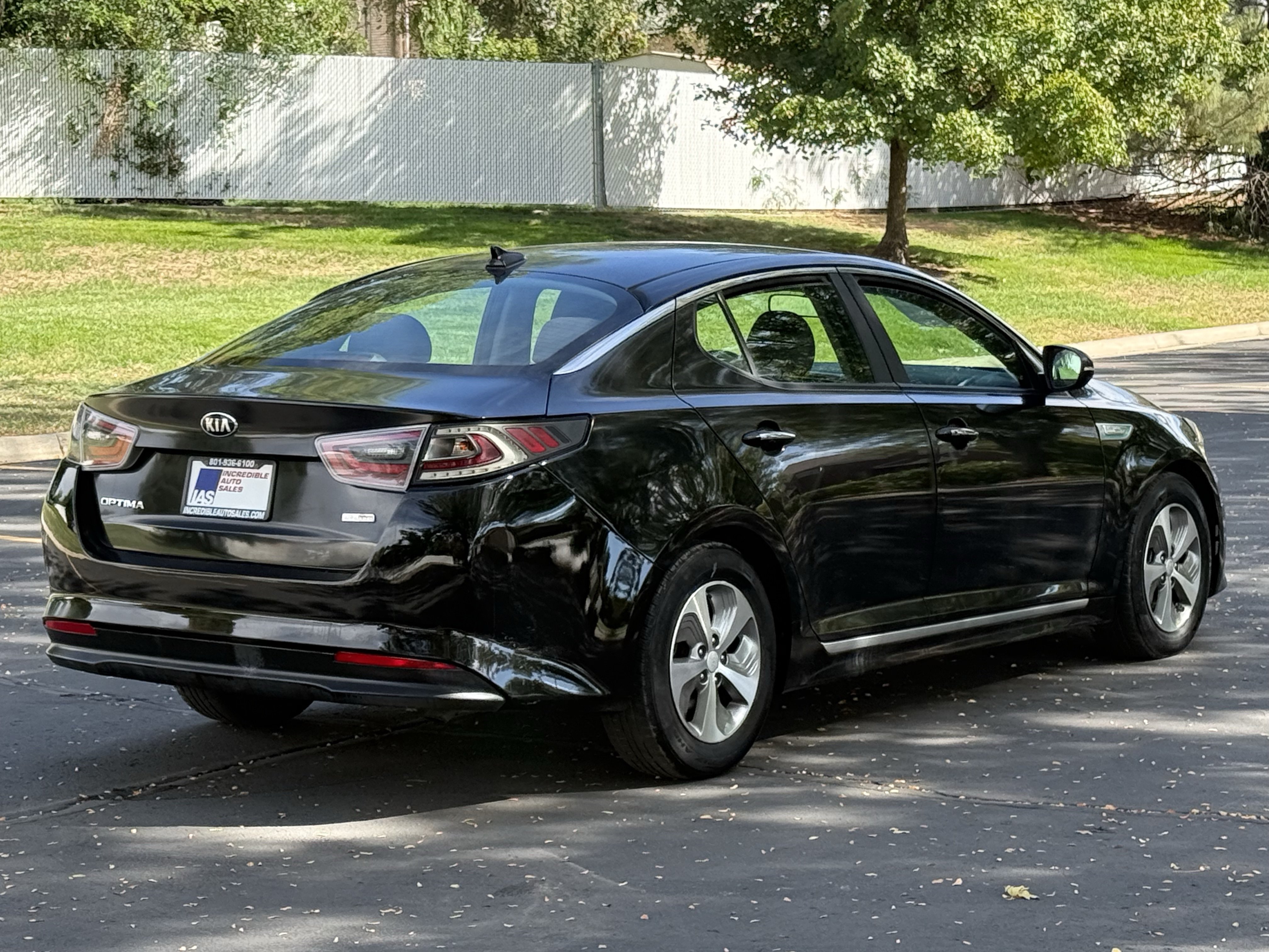 Used 2016 Kia Optima Hybrid FWD image 4