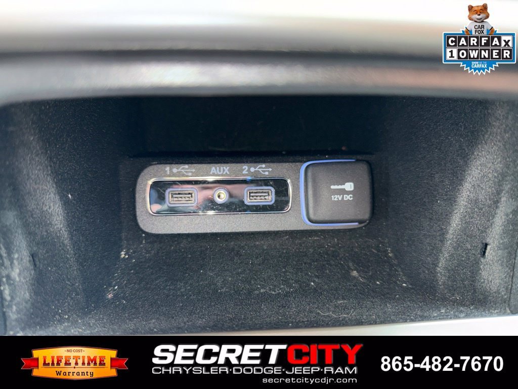 Used 2022 Jeep Grand Cherokee Laredo X AWD/4WD image 35
