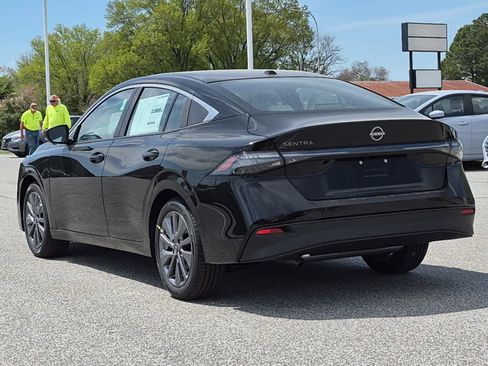 New 2026 Nissan Sentra SL FWD image 4