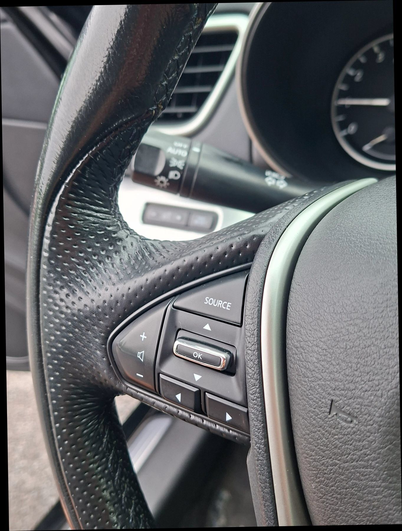 Used 2020 Nissan Maxima 3.5 S w/ Floor Mat Group FWD image 22