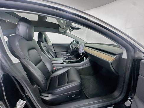 Used 2018 Tesla Model 3 Mid Range RWD image 29