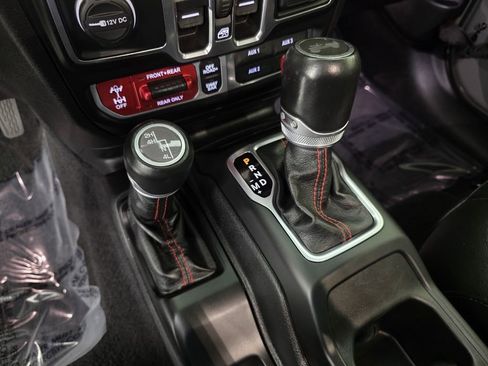 Certified 2021 Jeep Wrangler Unlimited Rubicon image 28