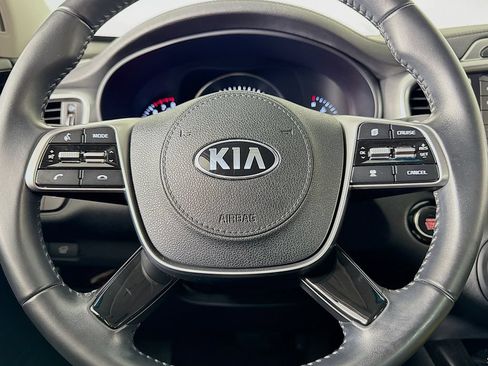 Used 2019 Kia Sorento EX FWD image 37