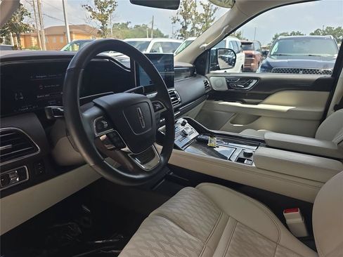 Certified 2022 Lincoln Navigator L Black Label AWD/4WD image 17