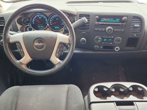 Used 2009 GMC Sierra 1500 4x4 Crew Cab image 3