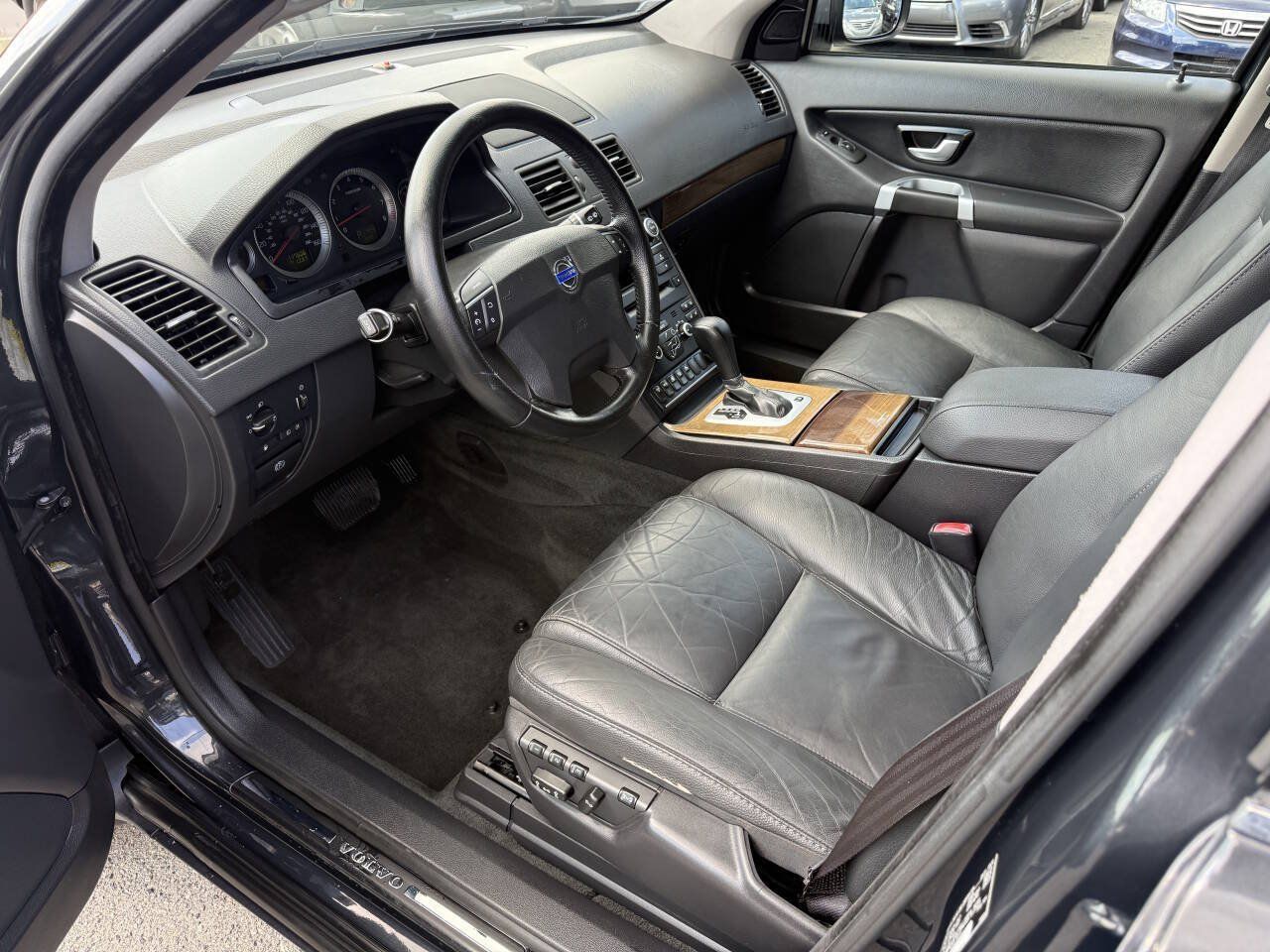 Used 2011 Volvo XC90 3.2 AWD/4WD image 8
