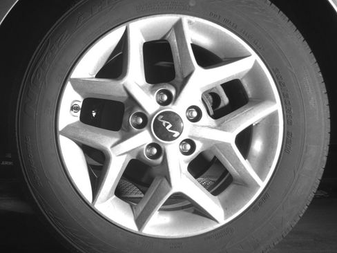 Used 2025 Kia Soul LX w/ LX Technology Package FWD image 19