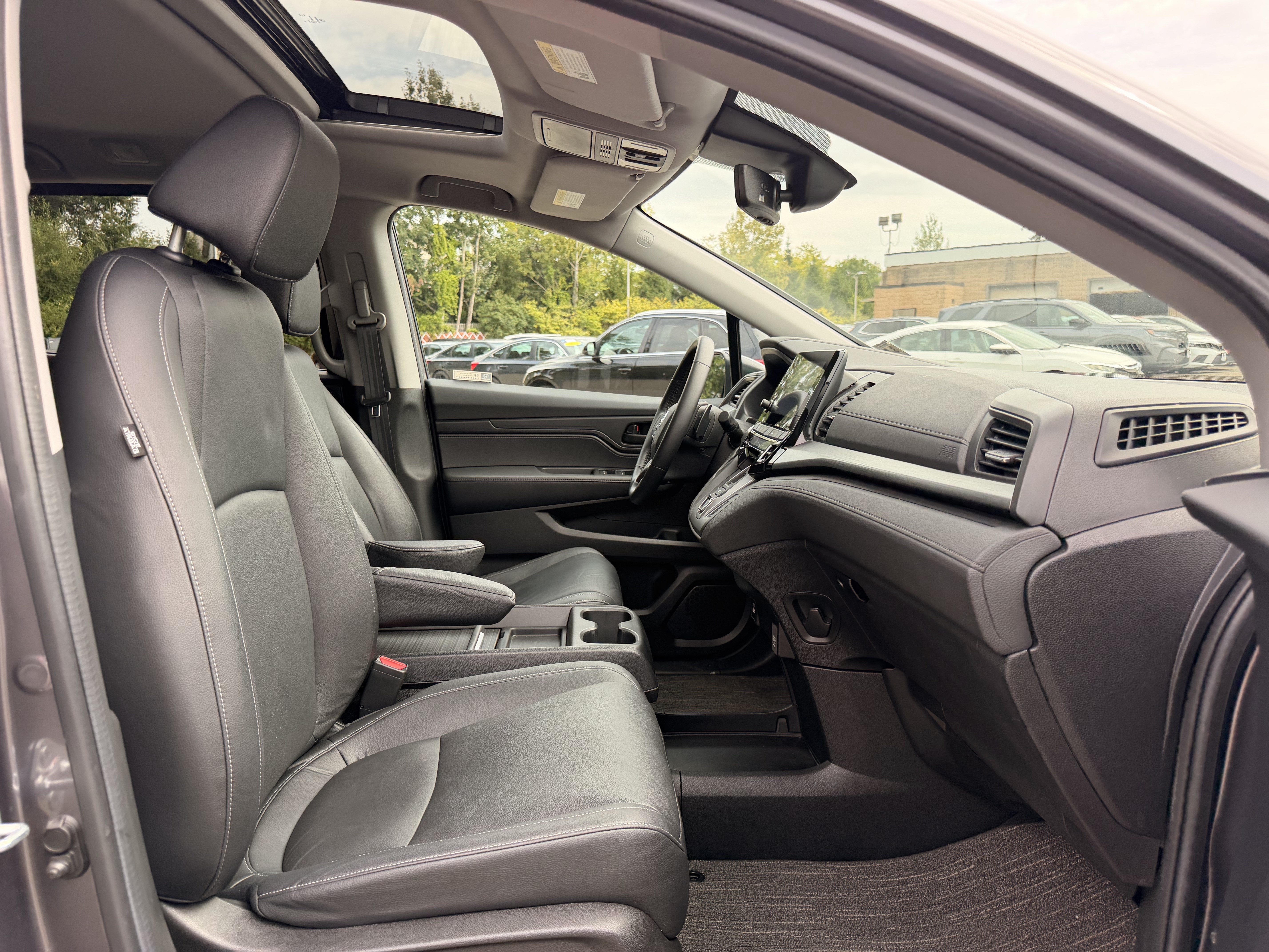 Used 2024 Honda Odyssey EX-L image 14