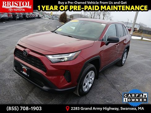 Used 2023 Toyota RAV4 LE image 3