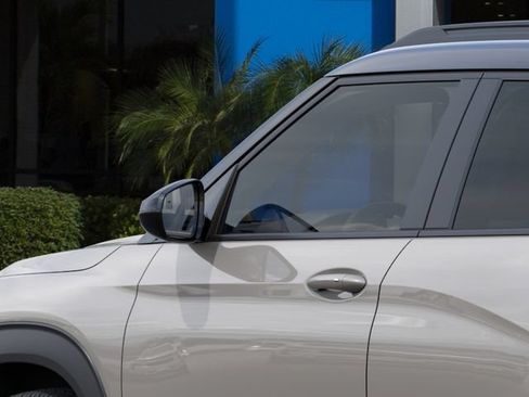 New 2026 Chevrolet TrailBlazer RS w/ Driver Confidence Package FWD image 13